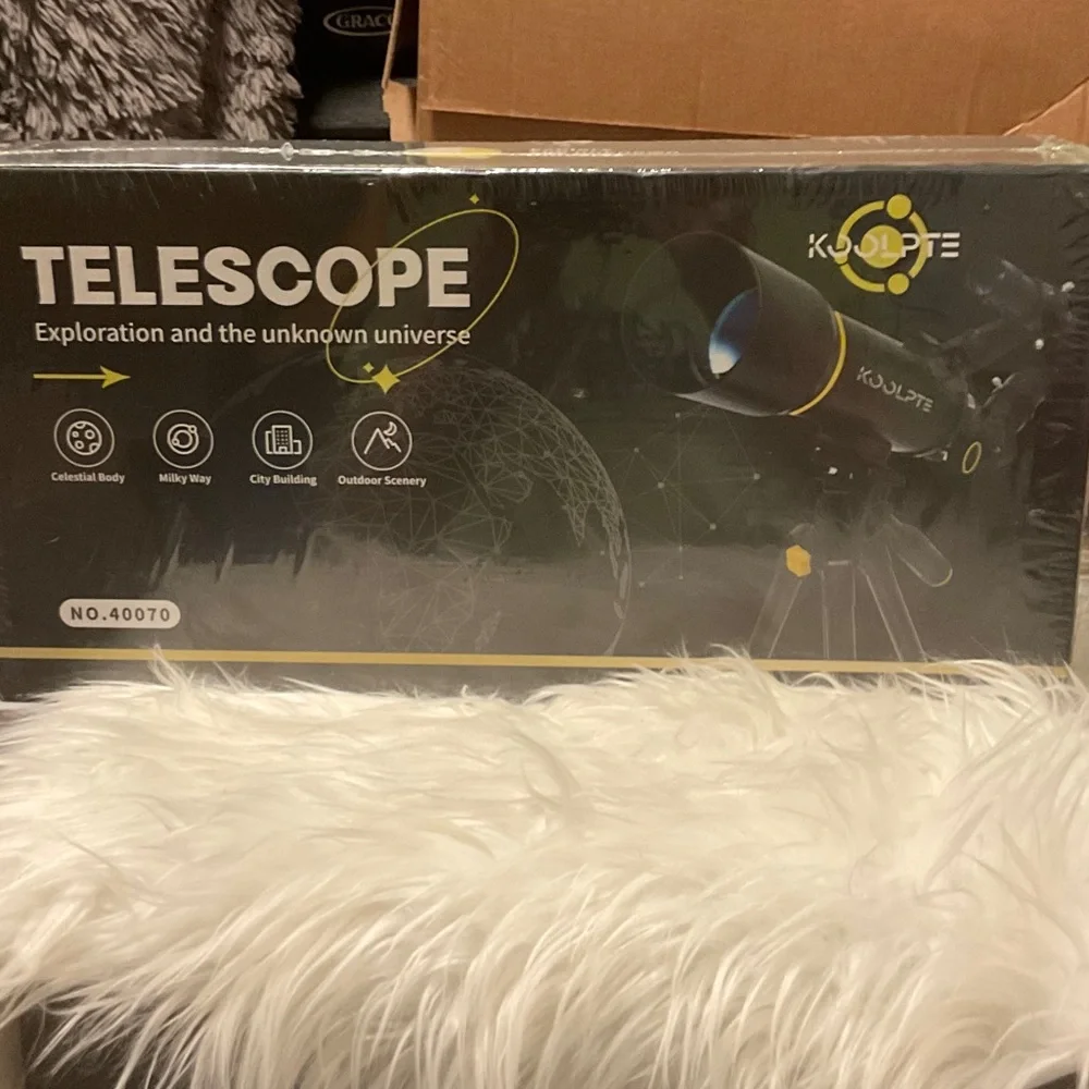 Koolpte Black and Yellow Telescope